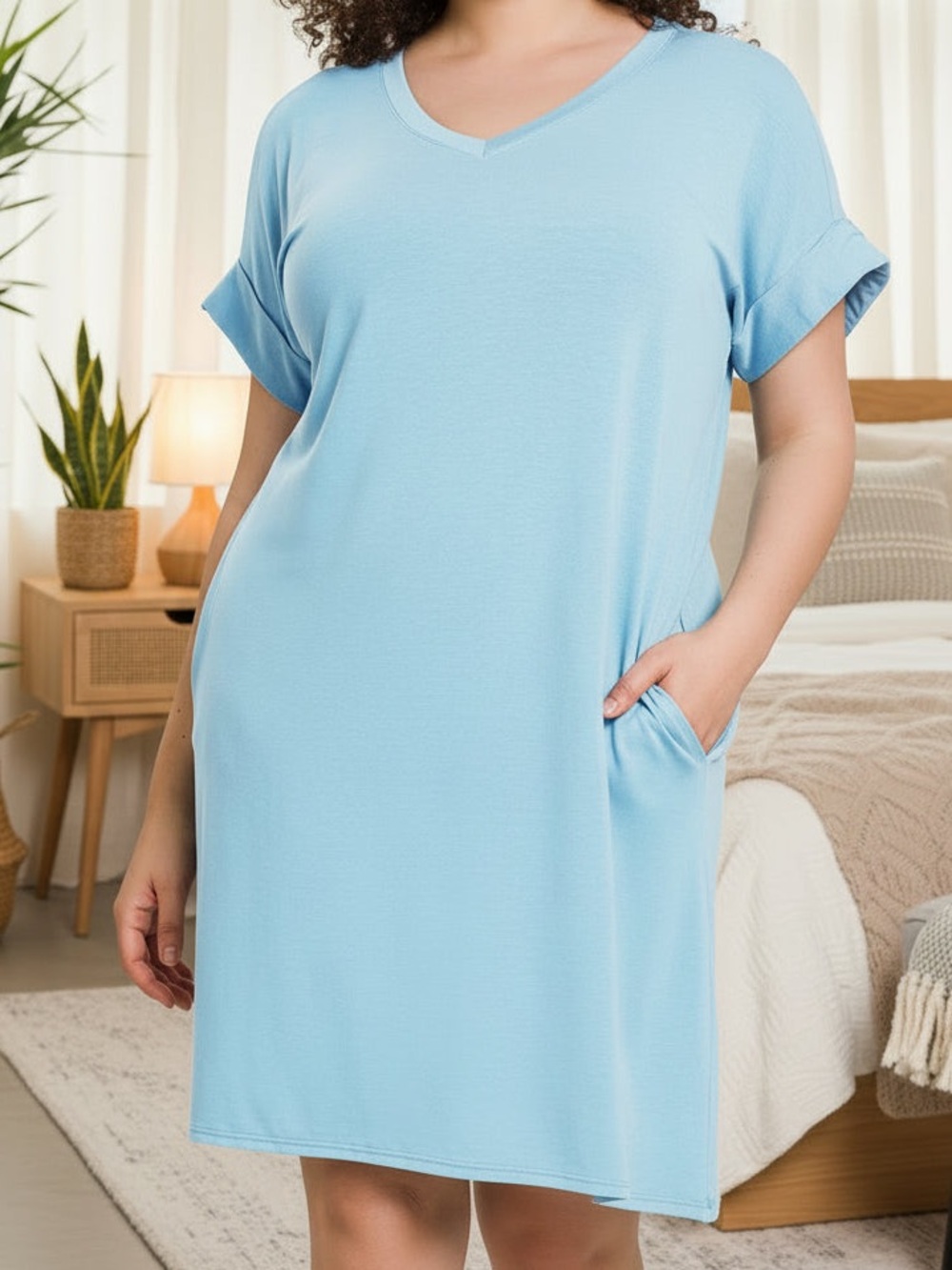 Plus Size V-Neck Short Sleeve Shift Dress